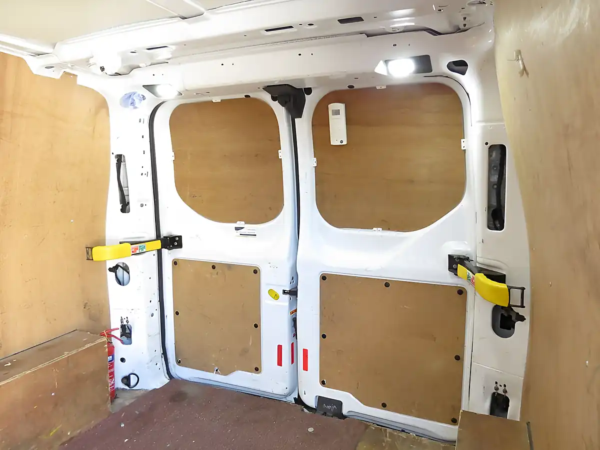 Used 2018 Ford Transit Custom Panel Van L1 H1 White - Interior and Exterior details 11