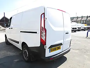 Used 2018 Ford Transit Custom Panel Van L1 H1 White - Interior and Exterior details 7