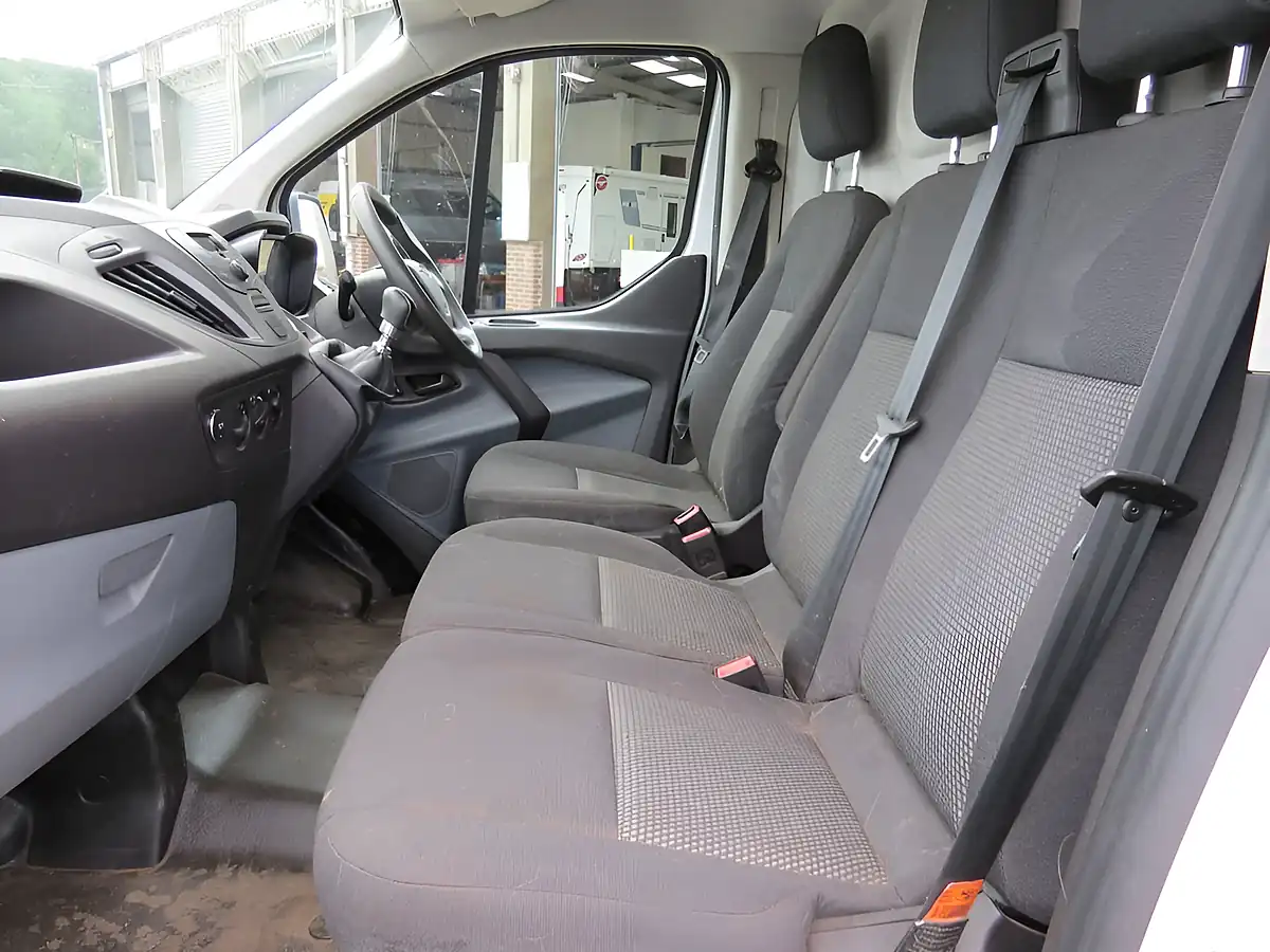 Used 2018 Ford Transit Custom Panel Van L2 H1 White - Interior and Exterior details 8