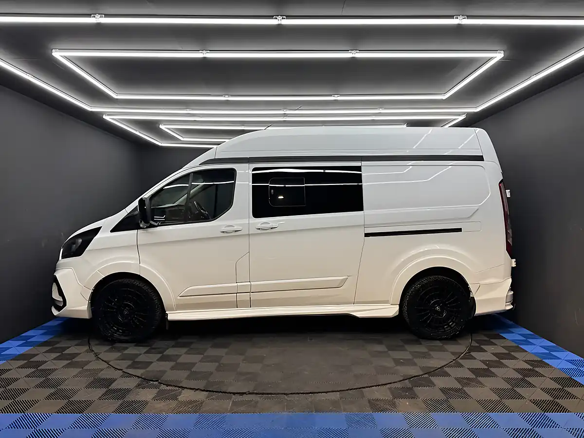 Used 2018 Ford Transit Custom Panel Van L2 H2 White - Interior and Exterior details 15