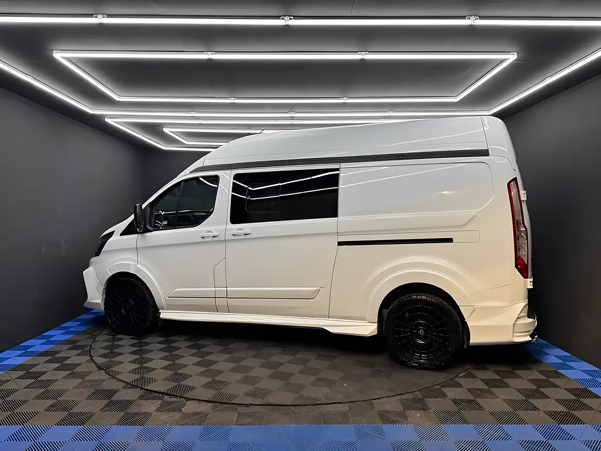 Used 2018 Ford Transit Custom Panel Van L2 H2 White - Interior and Exterior details 17