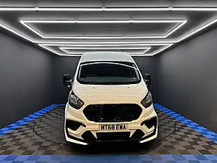 Used 2018 Ford Transit Custom Panel Van L2 H2 White - Interior and Exterior details 4