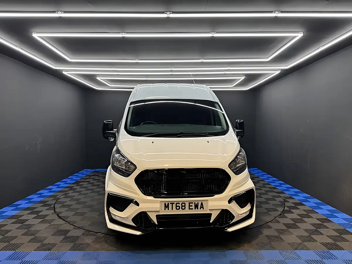 Used 2018 Ford Transit Custom Panel Van L2 H2 White - Interior and Exterior details 4