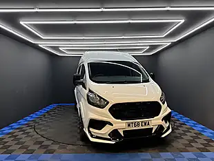 Used 2018 Ford Transit Custom Panel Van L2 H2 White - Interior and Exterior details 5