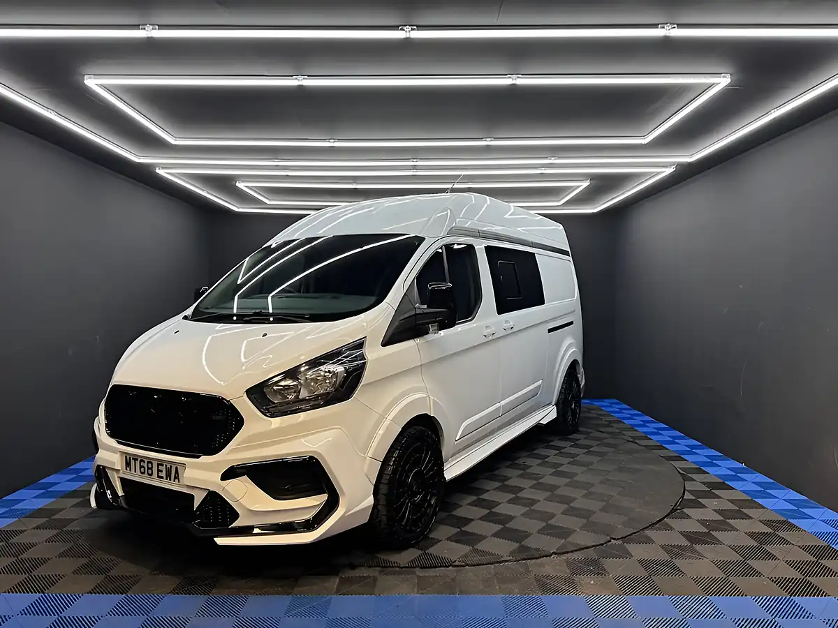 Used 2018 Ford Transit Custom Panel Van L2 H2 White - Interior and Exterior details 9
