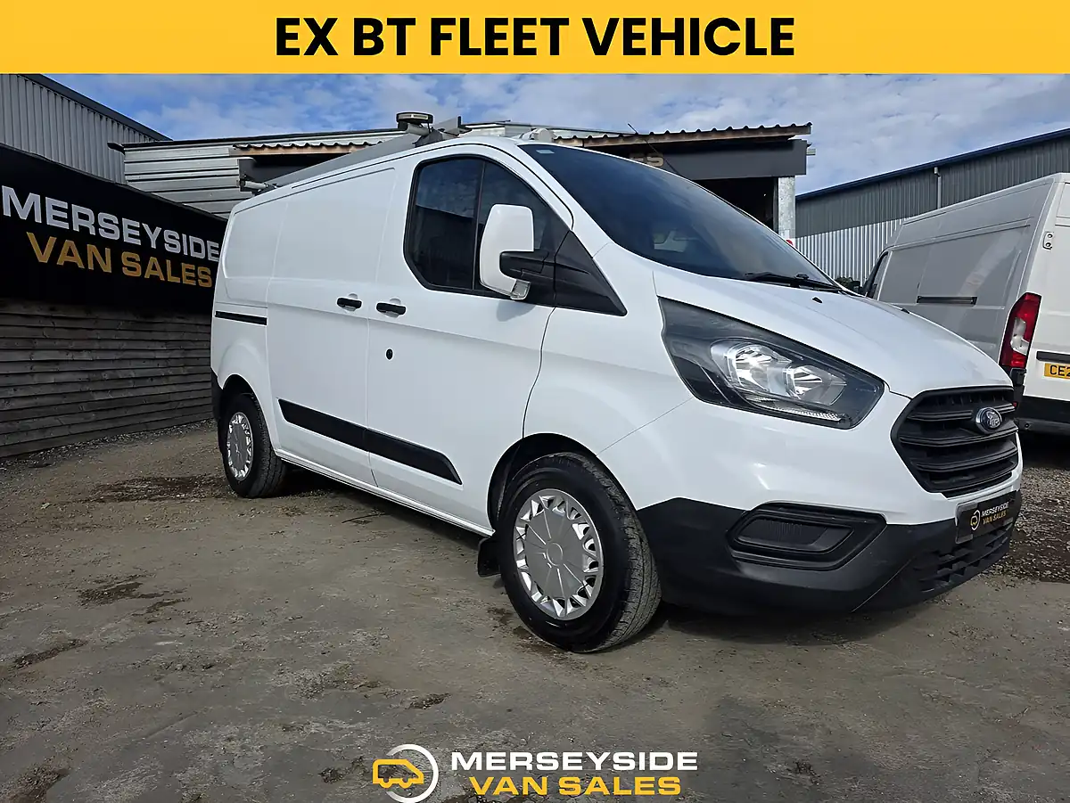 Used 2018 Ford Transit Custom Panel Van White - Front View