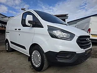 Used 2018 Ford Transit Custom Panel Van White - Interior and Exterior details 7