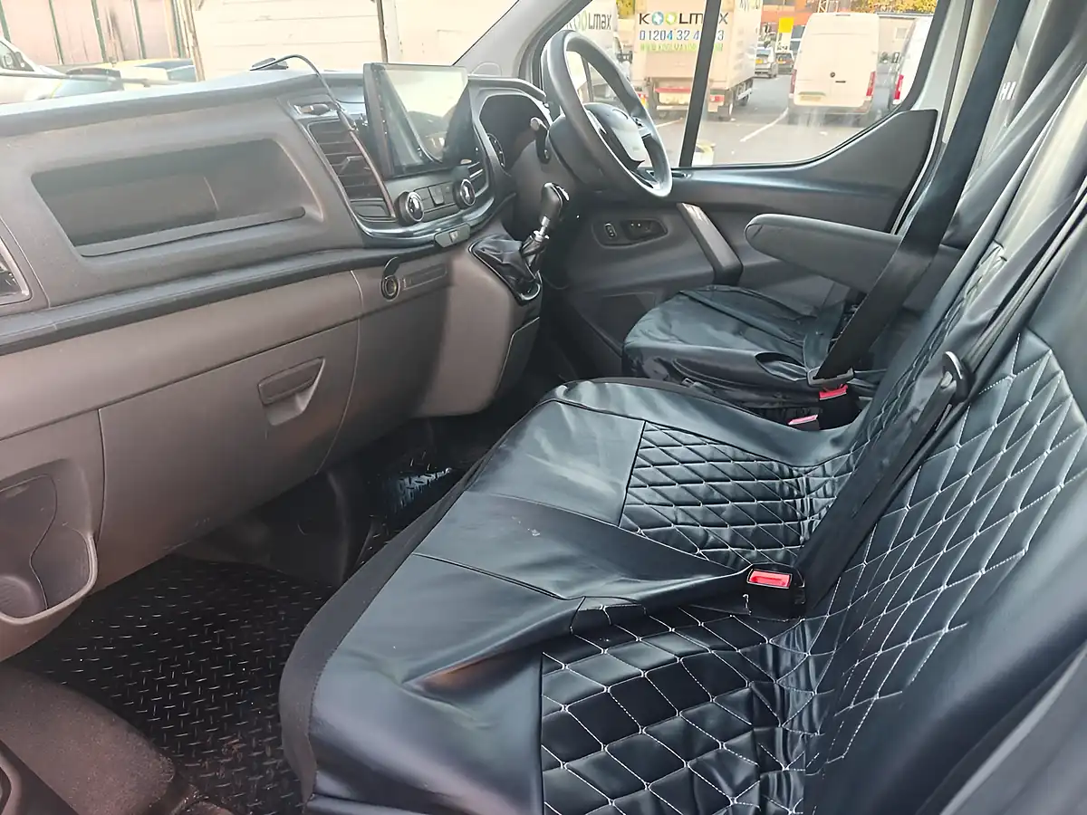 Used 2018 Ford Transit Custom Panel Van White - Interior and Exterior details 4
