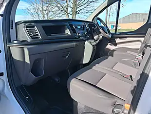 Used 2018 Ford Transit Custom Panel Van White - Interior and Exterior details 11