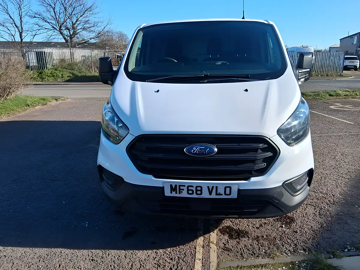 Used 2018 Ford Transit Custom Panel Van White - Interior and Exterior details 8