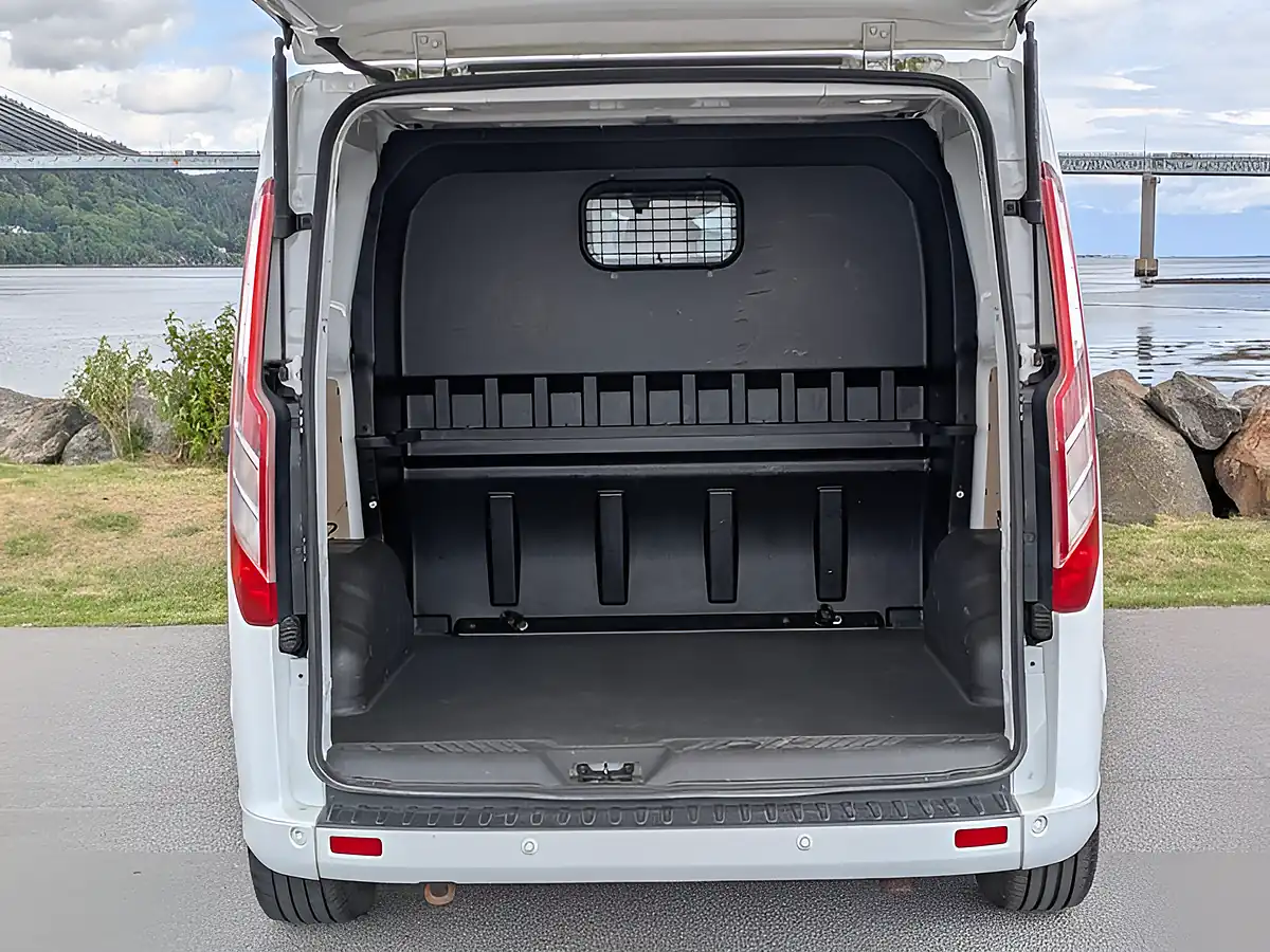 Used 2018 Ford Transit Custom Sport L1 H1 White - Interior and Exterior details 7