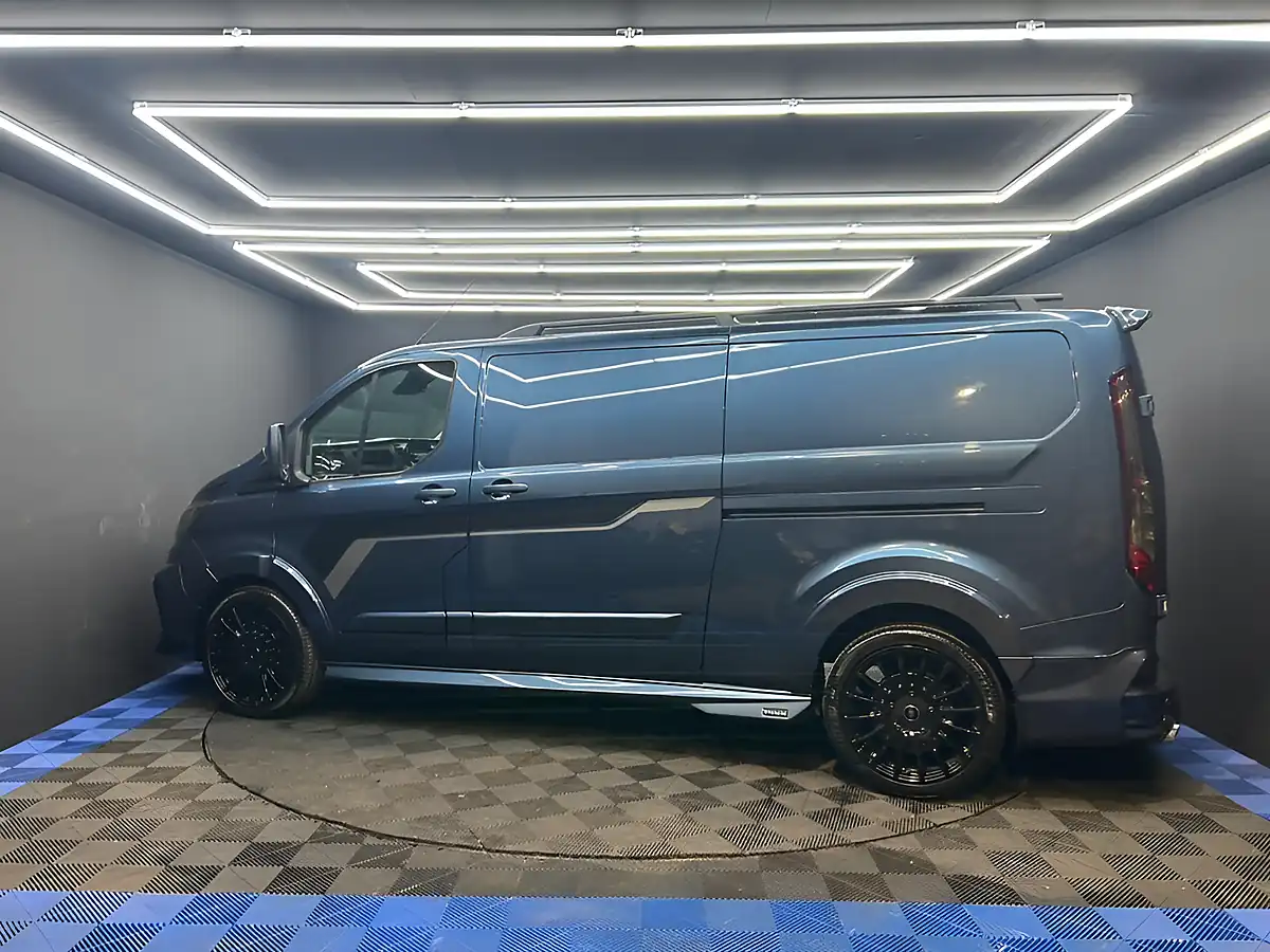 Used 2018 Ford Transit Custom Trend Blue - Interior and Exterior details 14