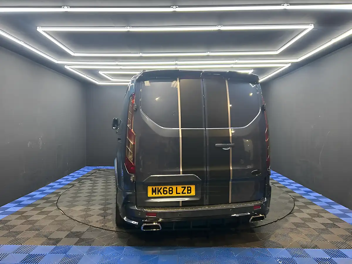 Used 2018 Ford Transit Custom Trend Blue - Interior and Exterior details 16