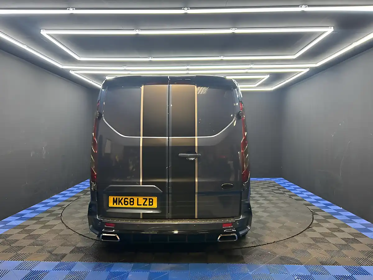 Used 2018 Ford Transit Custom Trend Blue - Interior and Exterior details 18