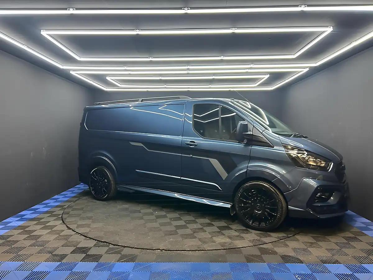 Used 2018 Ford Transit Custom Trend Blue - Interior and Exterior details 2