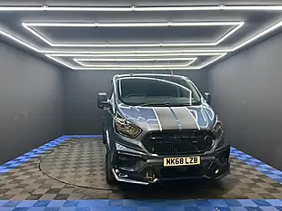 Used 2018 Ford Transit Custom Trend Blue - Interior and Exterior details 6