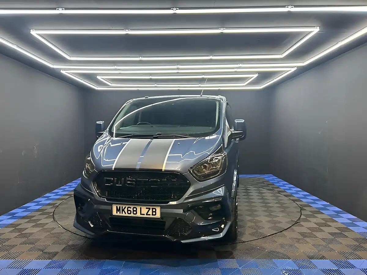 Used 2018 Ford Transit Custom Trend Blue - Interior and Exterior details 7