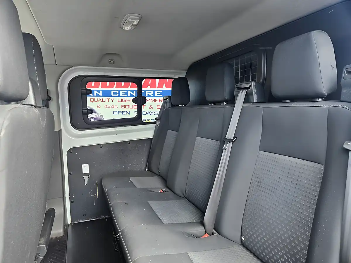 Used 2018 Ford Transit Custom Trend Crew White - Interior and Exterior details 10