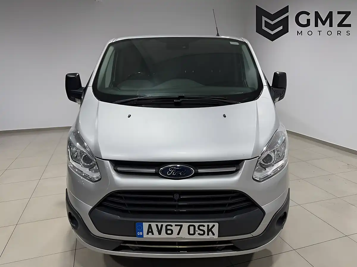 Used 2018 Ford Transit Custom Trend Silver - Interior and Exterior details 2