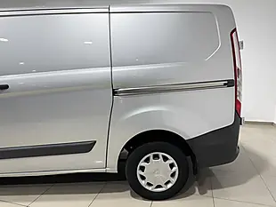 Used 2018 Ford Transit Custom Trend Silver - Interior and Exterior details 7