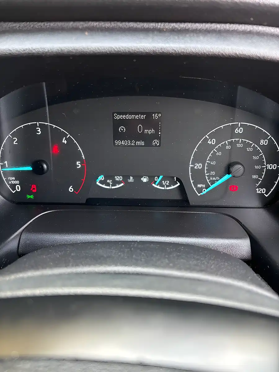 Used 2018 Ford Transit Custom Trend White - Interior and Exterior details 19