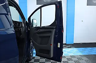 Used 2018 Ford Transit Custom Trend White - Interior and Exterior details 15
