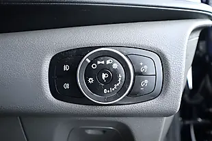 Used 2018 Ford Transit Custom Trend White - Interior and Exterior details 18