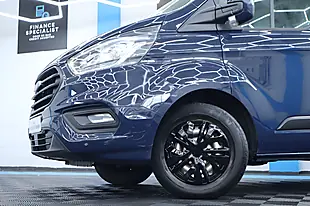 Used 2018 Ford Transit Custom Trend White - Interior and Exterior details 7