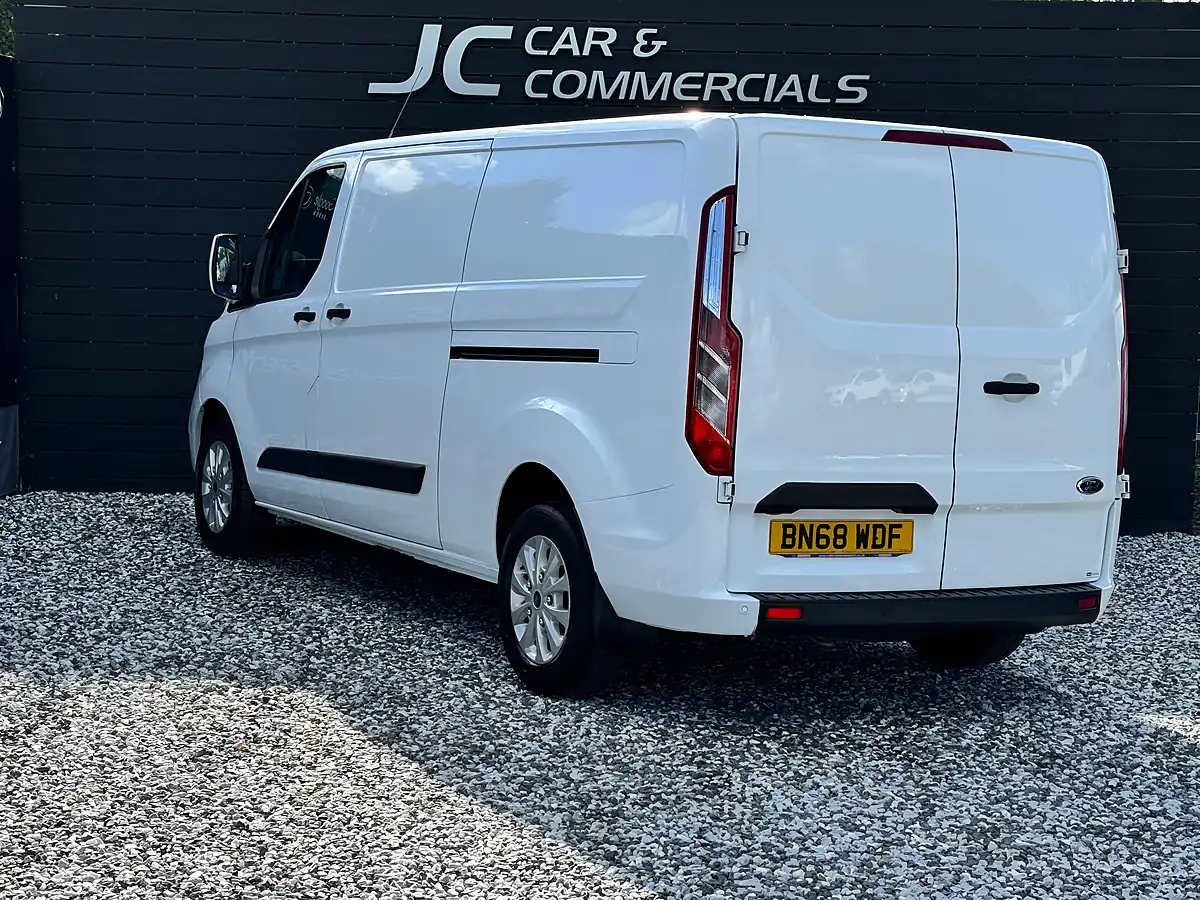 Used 2018 Ford Transit Custom Trend White - Interior and Exterior details 5