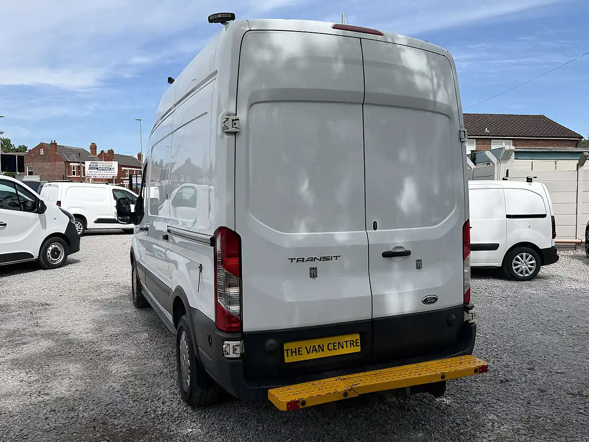 Used 2018 Ford Transit L2 H3 (mwb) 350 (ex Bt Fleet) White - Interior and Exterior details 8