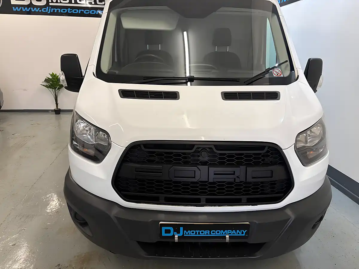 Used 2018 Ford Transit L2 H3 White - Interior and Exterior details 3