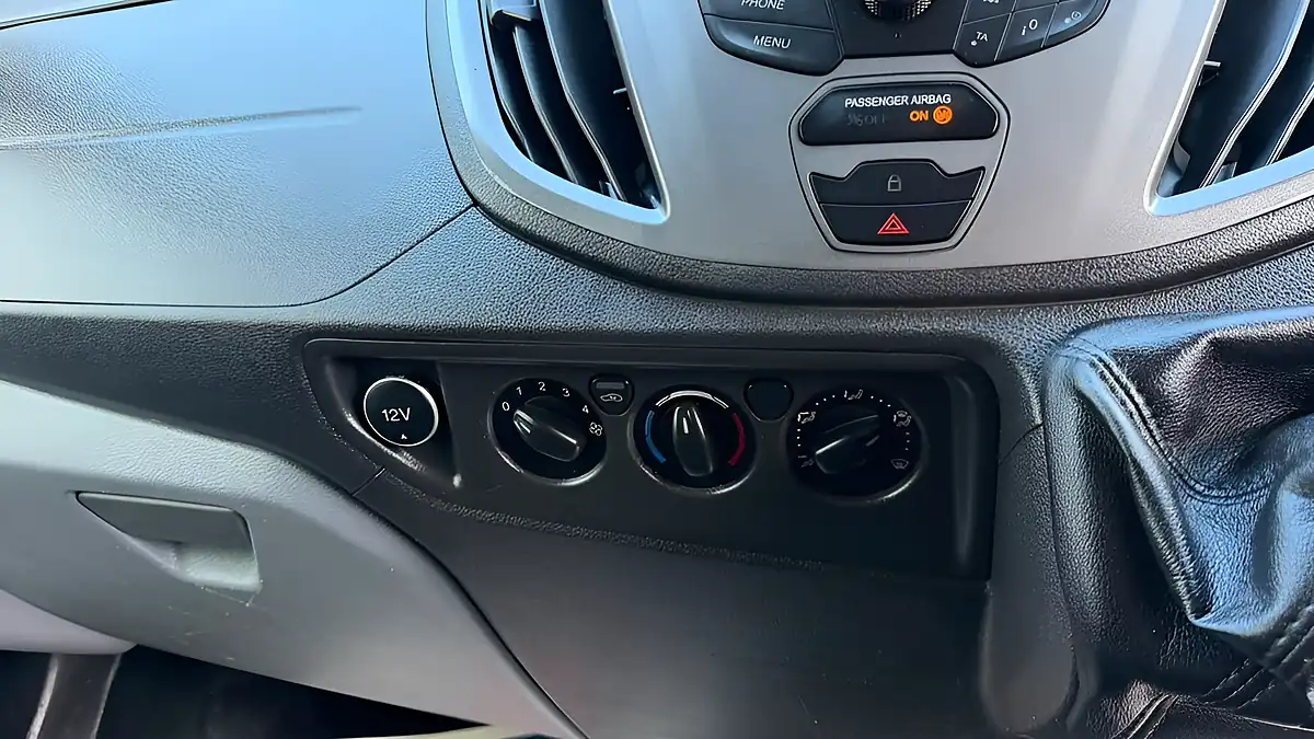 Used 2018 Ford Transit L2 H3 White - Interior and Exterior details 15