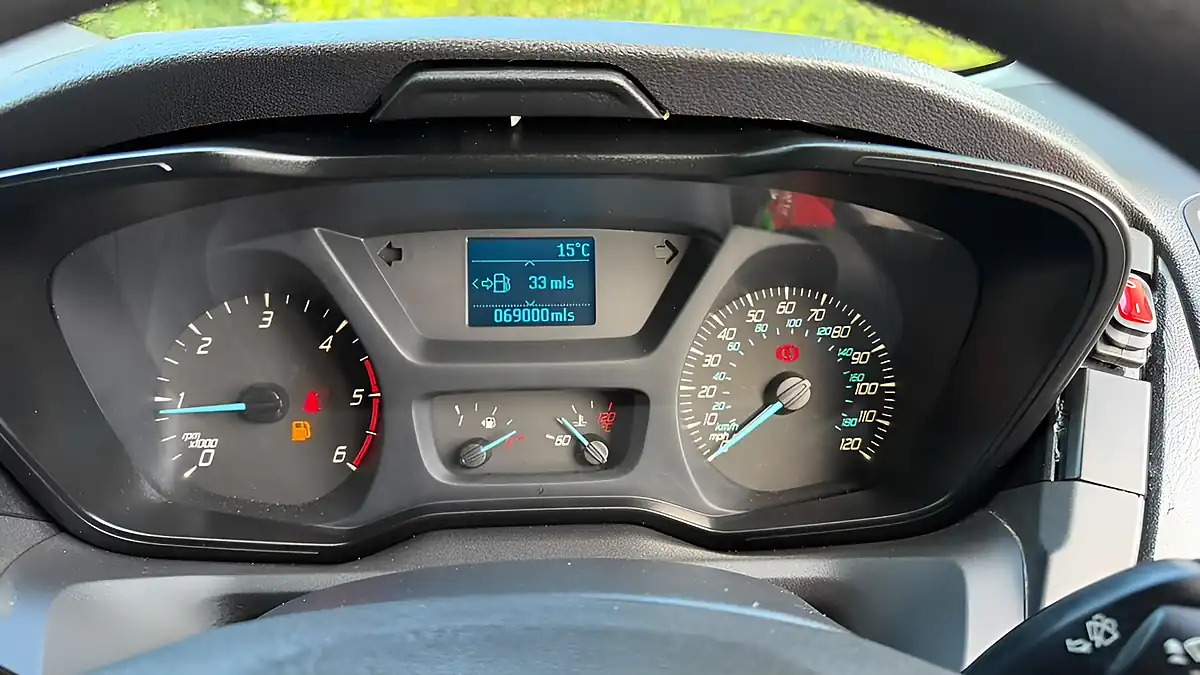 Used 2018 Ford Transit L2 H3 White - Interior and Exterior details 17