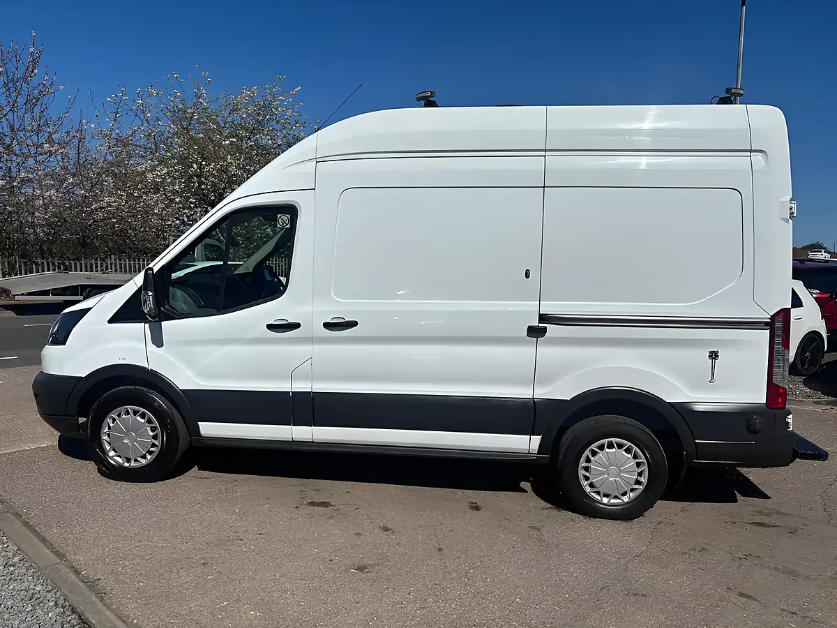 Used 2018 Ford Transit L2 H3 White - Interior and Exterior details 8