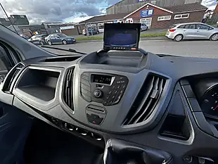 Used 2018 Ford Transit Leader 350 Frozen White - Interior and Exterior details 11