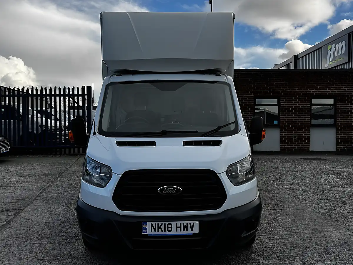 Used 2018 Ford Transit Leader 350 Frozen White - Interior and Exterior details 16