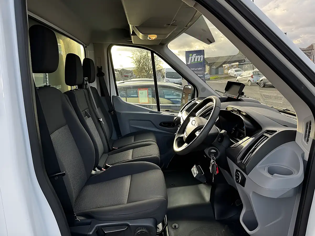 Used 2018 Ford Transit Leader 350 Frozen White - Interior and Exterior details 2