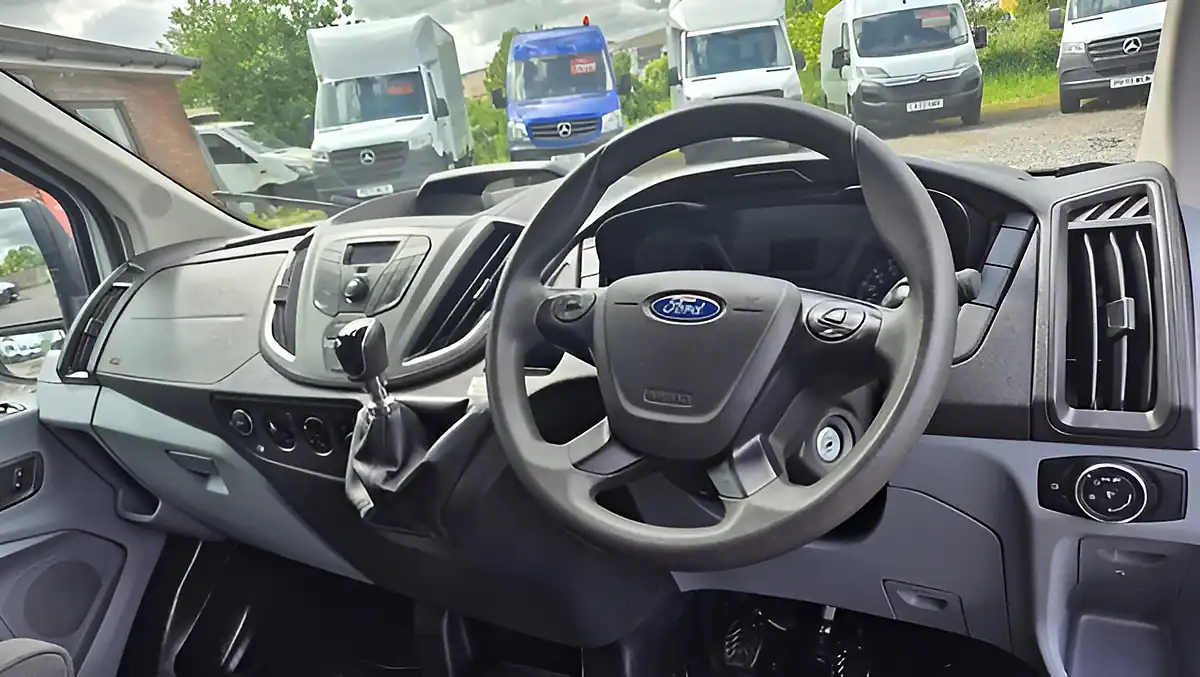 Used 2018 Ford Transit Leader White - Interior and Exterior details 9