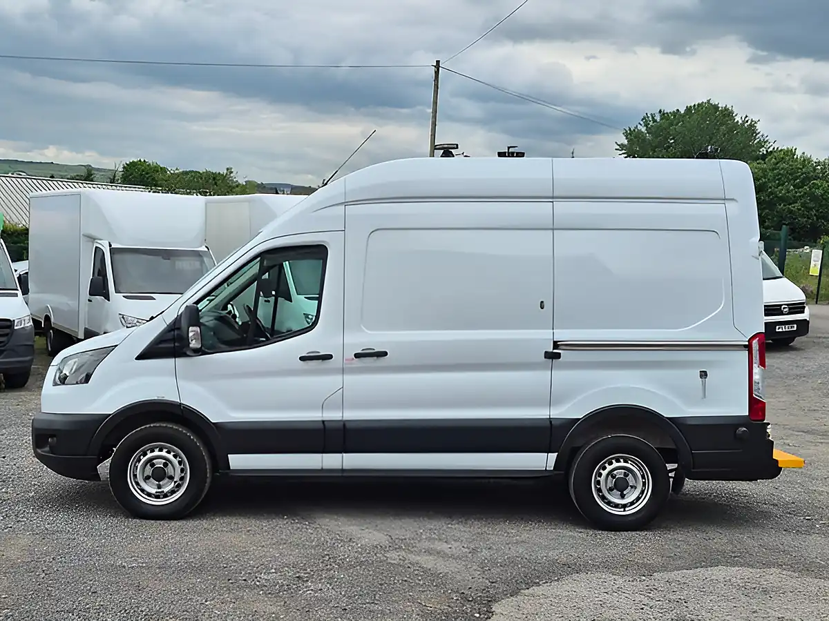 Used 2018 Ford Transit Leader White - Interior and Exterior details 8