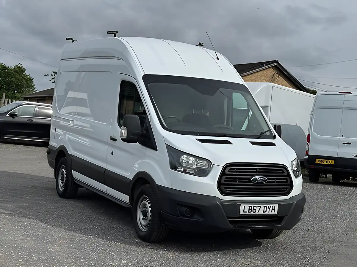 Used 2018 Ford Transit Leader White - Interior and Exterior details 2