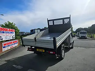 Used 2018 Ford Transit Lwb Tipper Pickup Silver - Interior and Exterior details 8