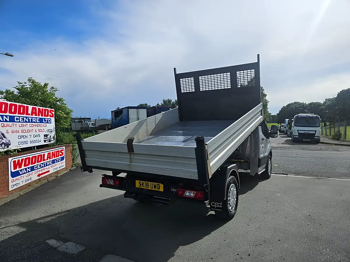 Used 2018 Ford Transit Lwb Tipper Pickup Silver - Interior and Exterior details 8