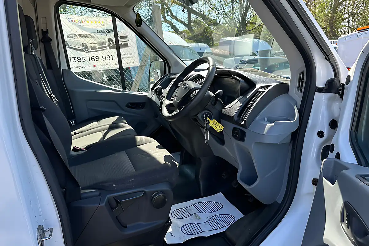 Used 2018 Ford Transit RWD L3 White - Interior and Exterior details 15