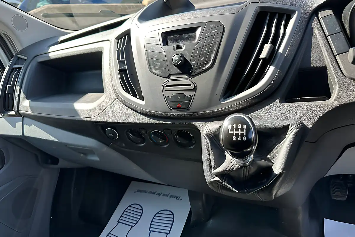 Used 2018 Ford Transit RWD L3 White - Interior and Exterior details 16
