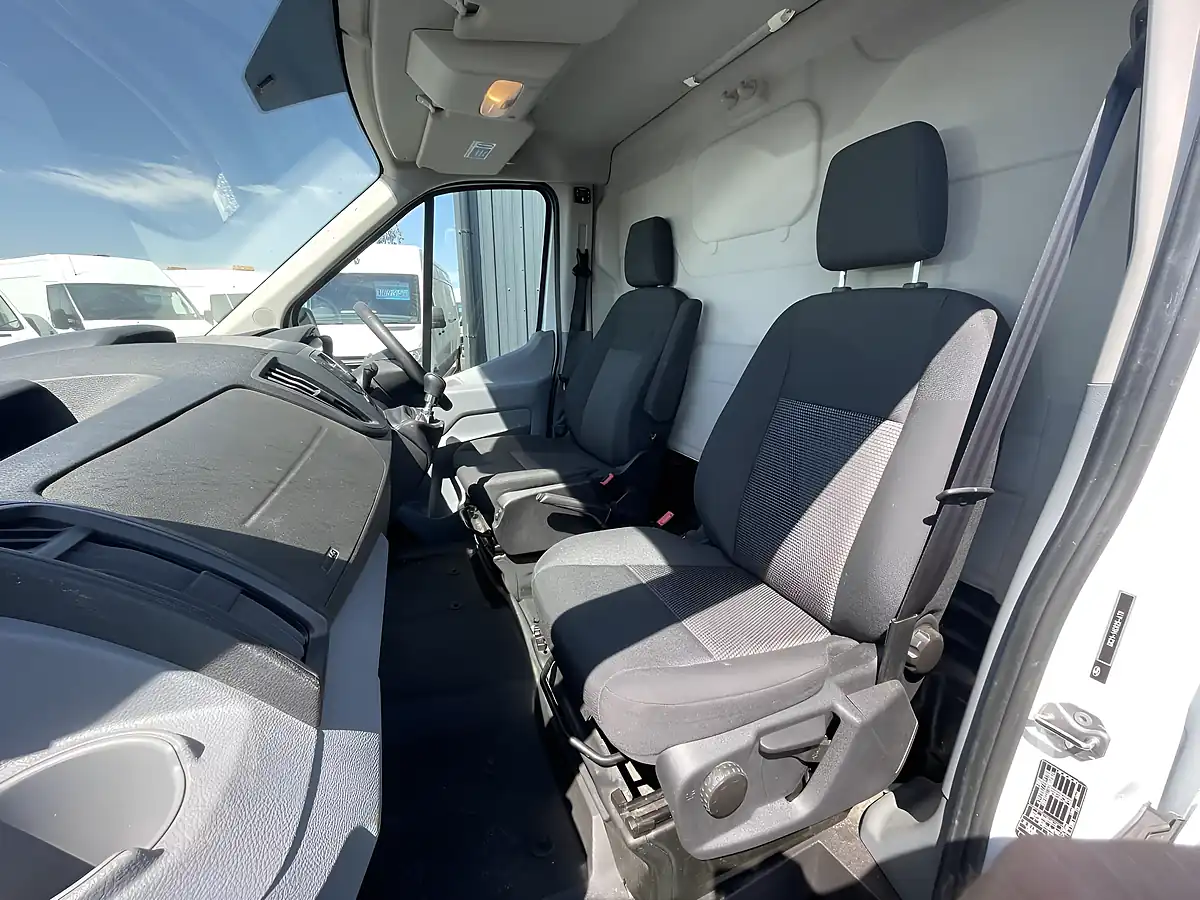 Used 2018 Ford Transit T350 L2H2 White - Interior and Exterior details 10