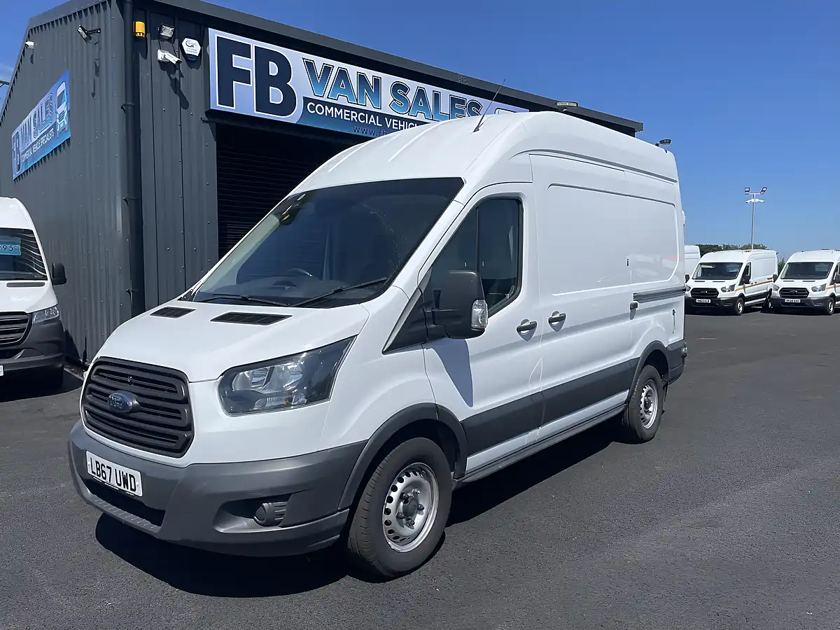 Used 2018 Ford Transit T350 L2H2 White - Interior and Exterior details 3