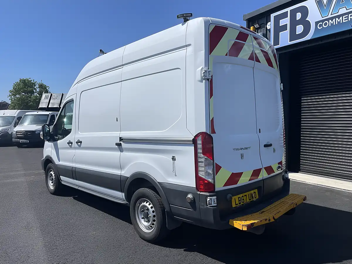 Used 2018 Ford Transit T350 L2H2 White - Interior and Exterior details 4