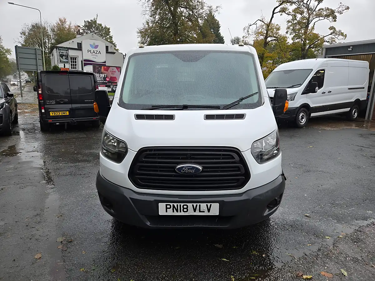 Used 2018 Ford Transit Tipper Crew Van White - Interior and Exterior details 2