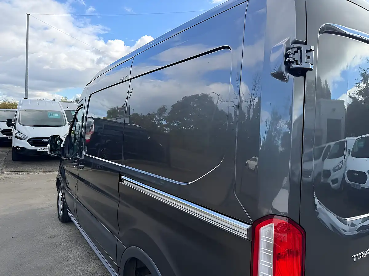 Used 2018 Ford Transit Trend Grey - Interior and Exterior details 10