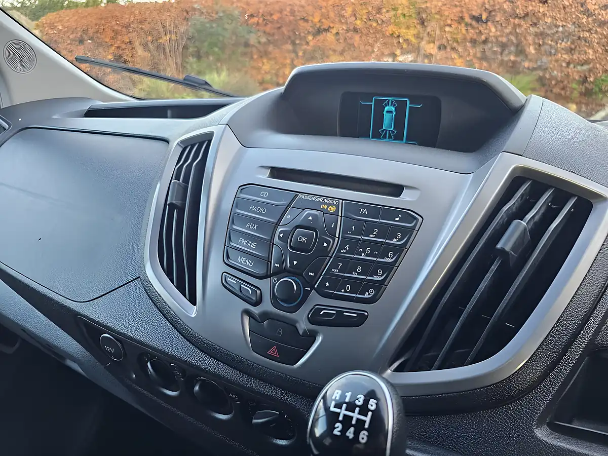 Used 2018 Ford Transit Trend White - Interior and Exterior details 19
